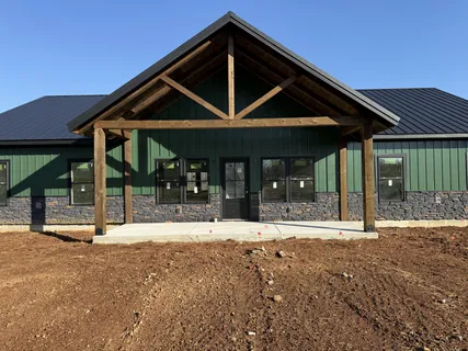 $535,000 | 961 Collins Lane, Huntland, TN 37345