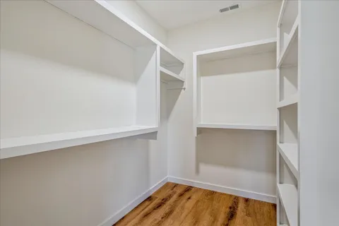 $525,000 | 961 Collins Lane, Huntland, TN 37345