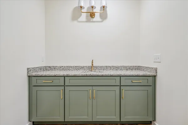 $535,000 | 961 Collins Lane, Huntland, TN 37345