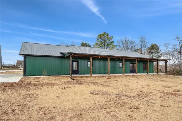 $535,000 | 961 Collins Lane, Huntland, TN 37345