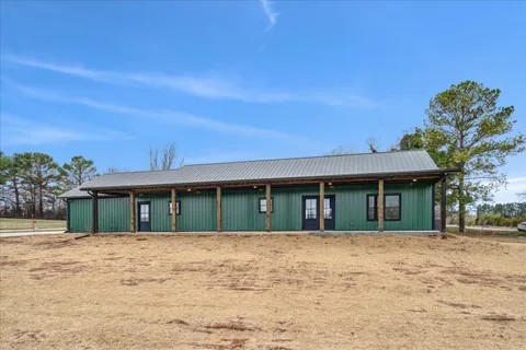 $525,000 | 961 Collins Lane, Huntland, TN 37345