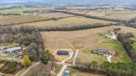 $525,000 | 961 Collins Lane, Huntland, TN 37345