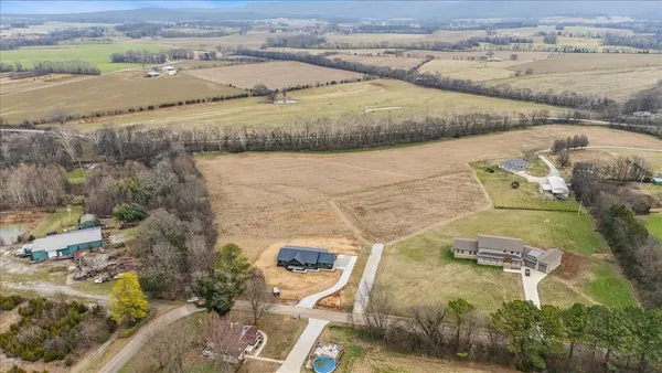 $535,000 | 961 Collins Lane, Huntland, TN 37345
