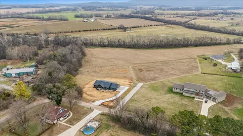 $525,000 | 961 Collins Lane, Huntland, TN 37345