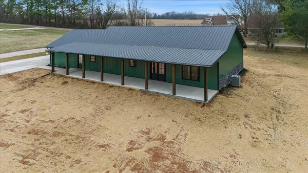 $535,000 | 961 Collins Lane, Huntland, TN 37345