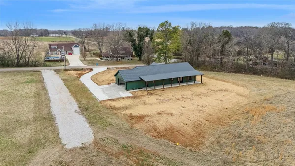 $535,000 | 961 Collins Lane, Huntland, TN 37345