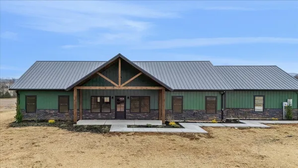 $535,000 | 961 Collins Lane, Huntland, TN 37345