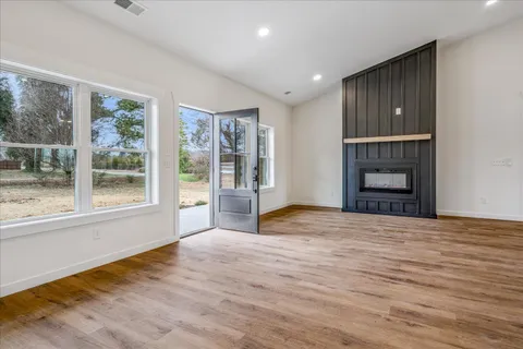 $525,000 | 961 Collins Lane, Huntland, TN 37345