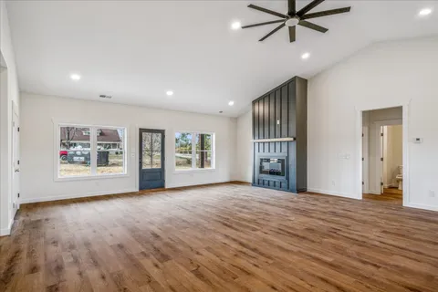 $525,000 | 961 Collins Lane, Huntland, TN 37345