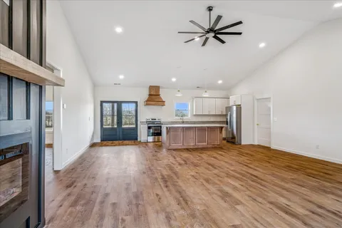 $525,000 | 961 Collins Lane, Huntland, TN 37345