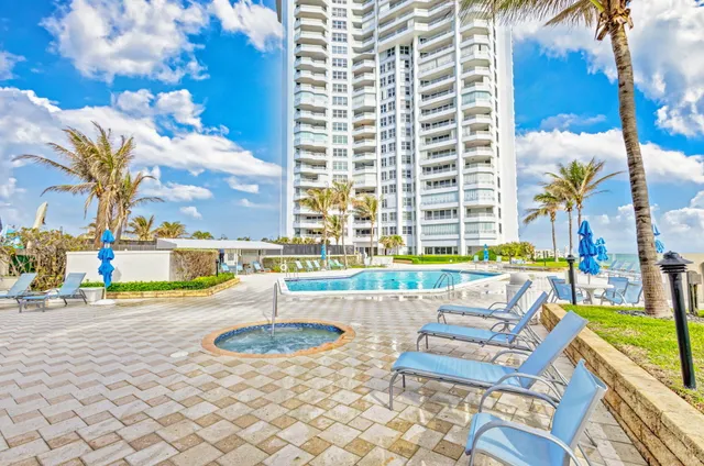 $5,500 | 5200 North Ocean Drive, Unit 1004, Singer Island, FL 33404