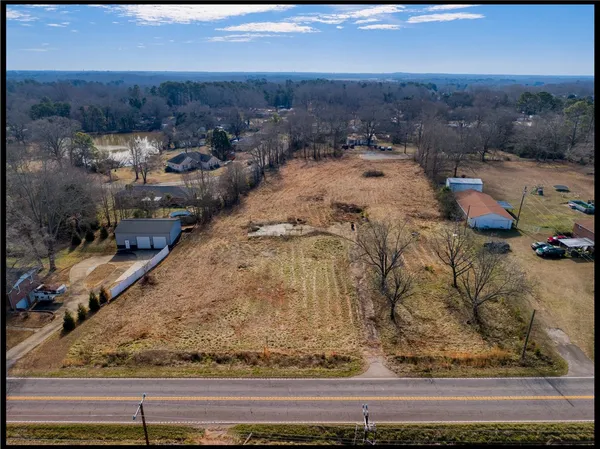 $295,900 | 2205 Whitehall Road, Anderson, SC 29625