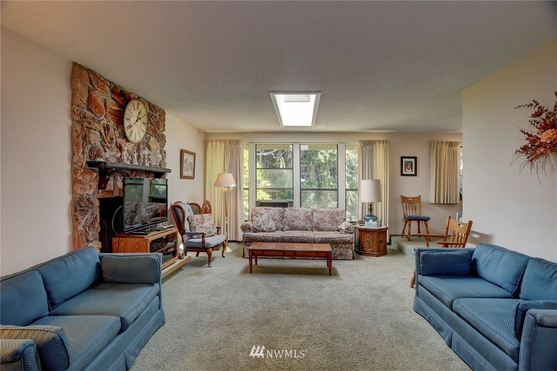 16315 Candy Loop Northeast Poulsbo, WA 98370 - Photo 3 of 23