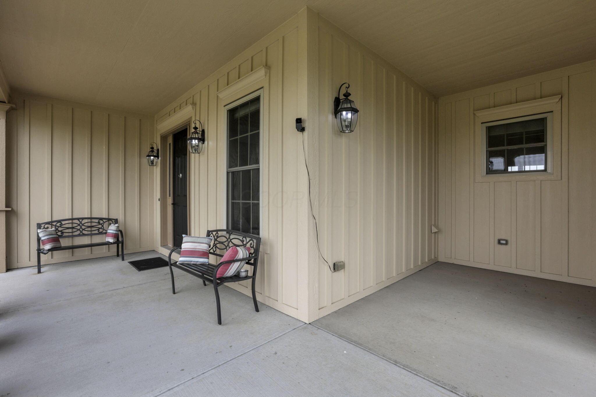 568 Cedar Hill Road Northwest Amanda, OH 43102 - Photo 6 of 102 Porch