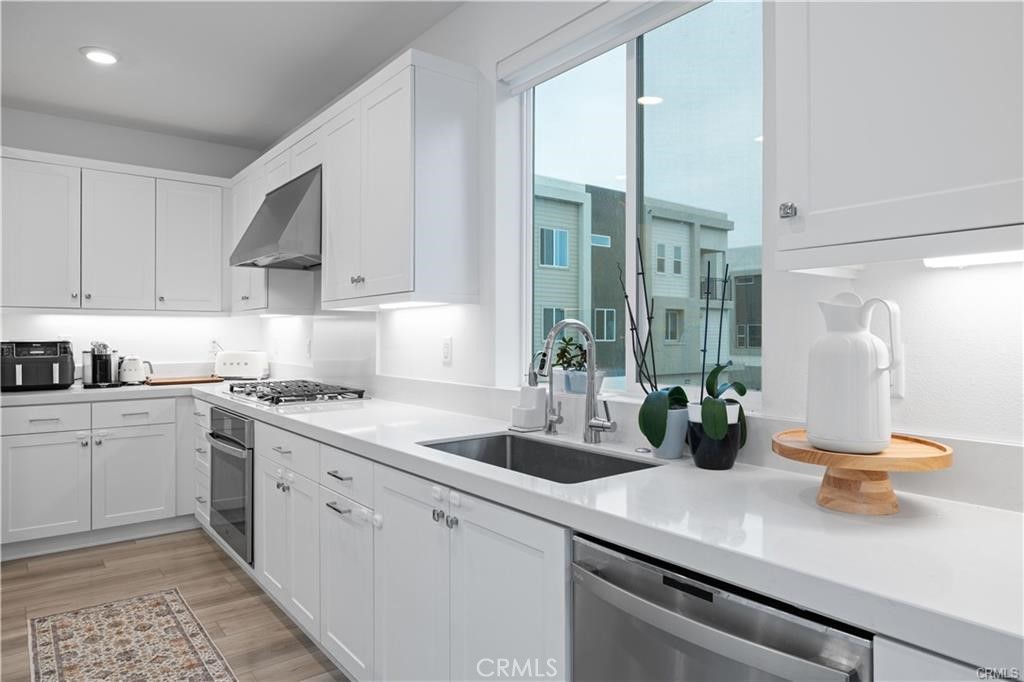 26799 Keystone Loop Valencia, CA 91381 - Photo 19 of 71