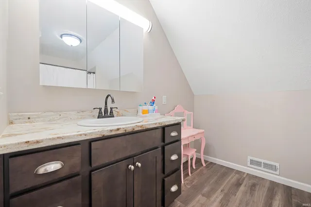 $295,000 | 2957 South Southtown Place, Portland, IN 47371