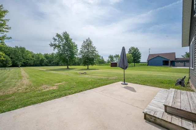 $295,000 | 2957 South Southtown Place, Portland, IN 47371