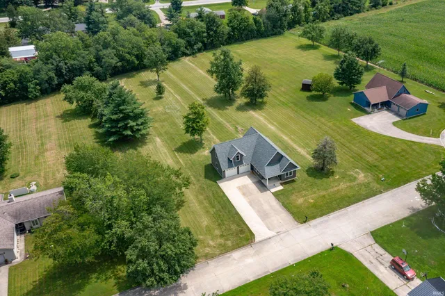 $295,000 | 2957 South Southtown Place, Portland, IN 47371