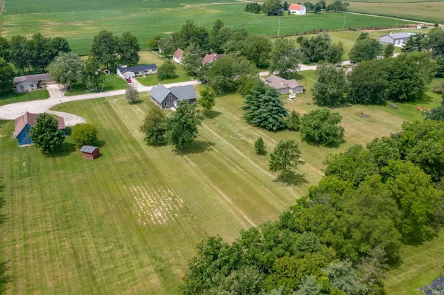 $295,000 | 2957 South Southtown Place, Portland, IN 47371