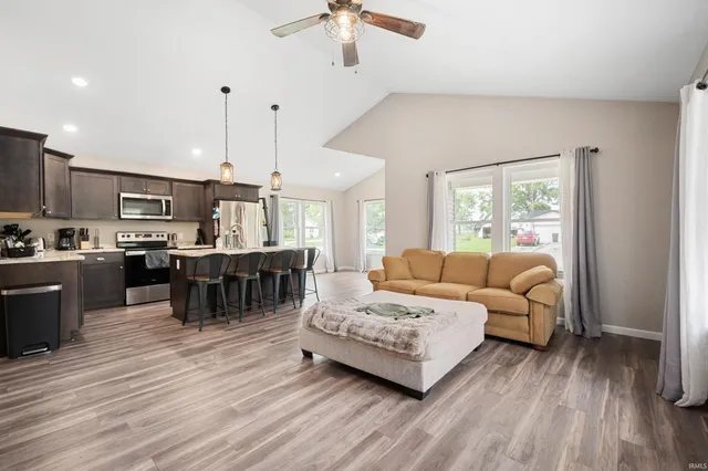 $295,000 | 2957 South Southtown Place, Portland, IN 47371