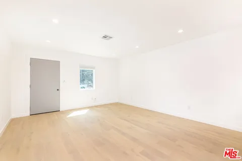 $1,649,000 | 2815 South Mansfield Avenue, Los Angeles, CA 90016