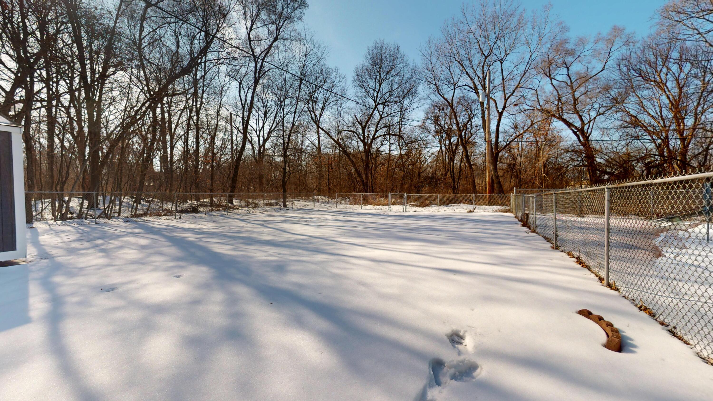 1528 Hanley Street Gary, IN 46406 - Photo 42 of 44 a view of basketball court