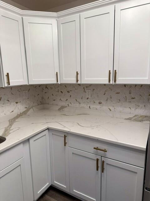 1528 Hanley Street Gary, IN 46406 - Photo 8 of 27 a view of a utility room with closet and dryer