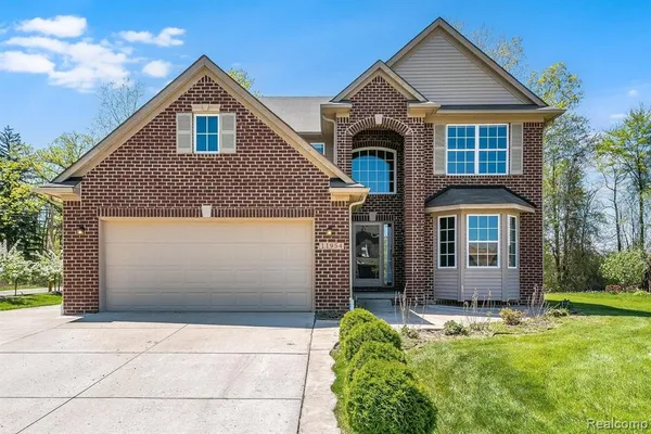 $335,000 | 11954 Golfcrest Drive, Taylor, MI 48180
