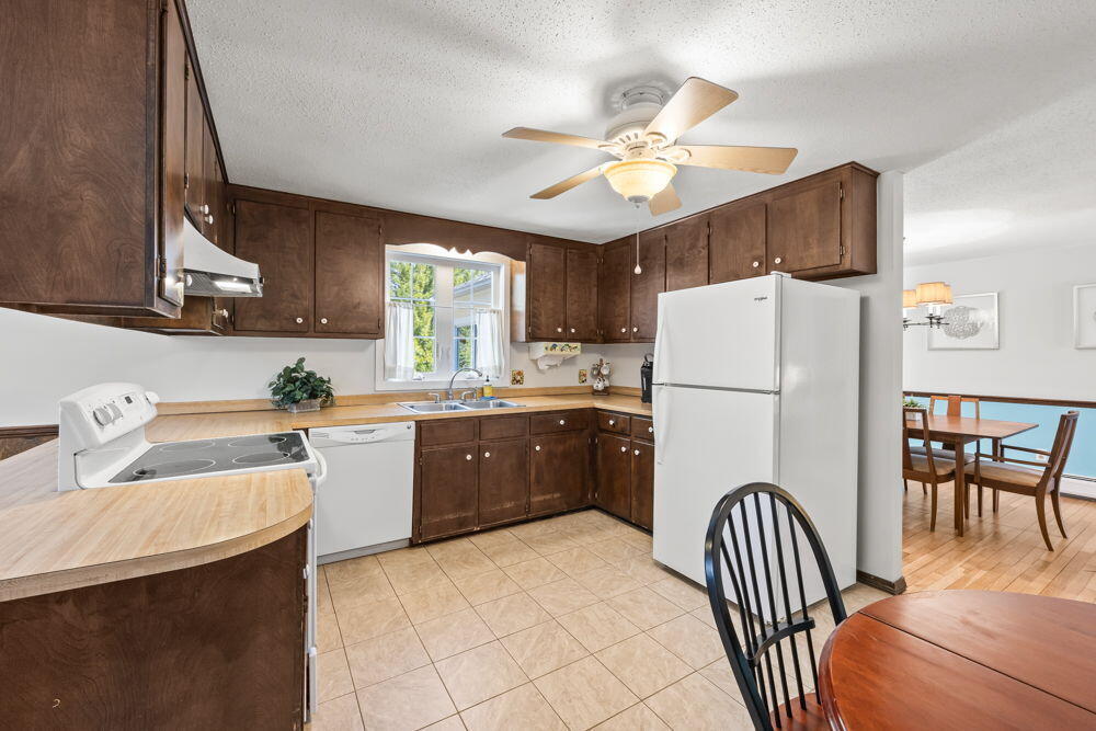 39 Shubael Gorham Road Centerville, MA 02632 - Photo 15 of 38 16-web-or-mls-39-shubael-gorham-rd