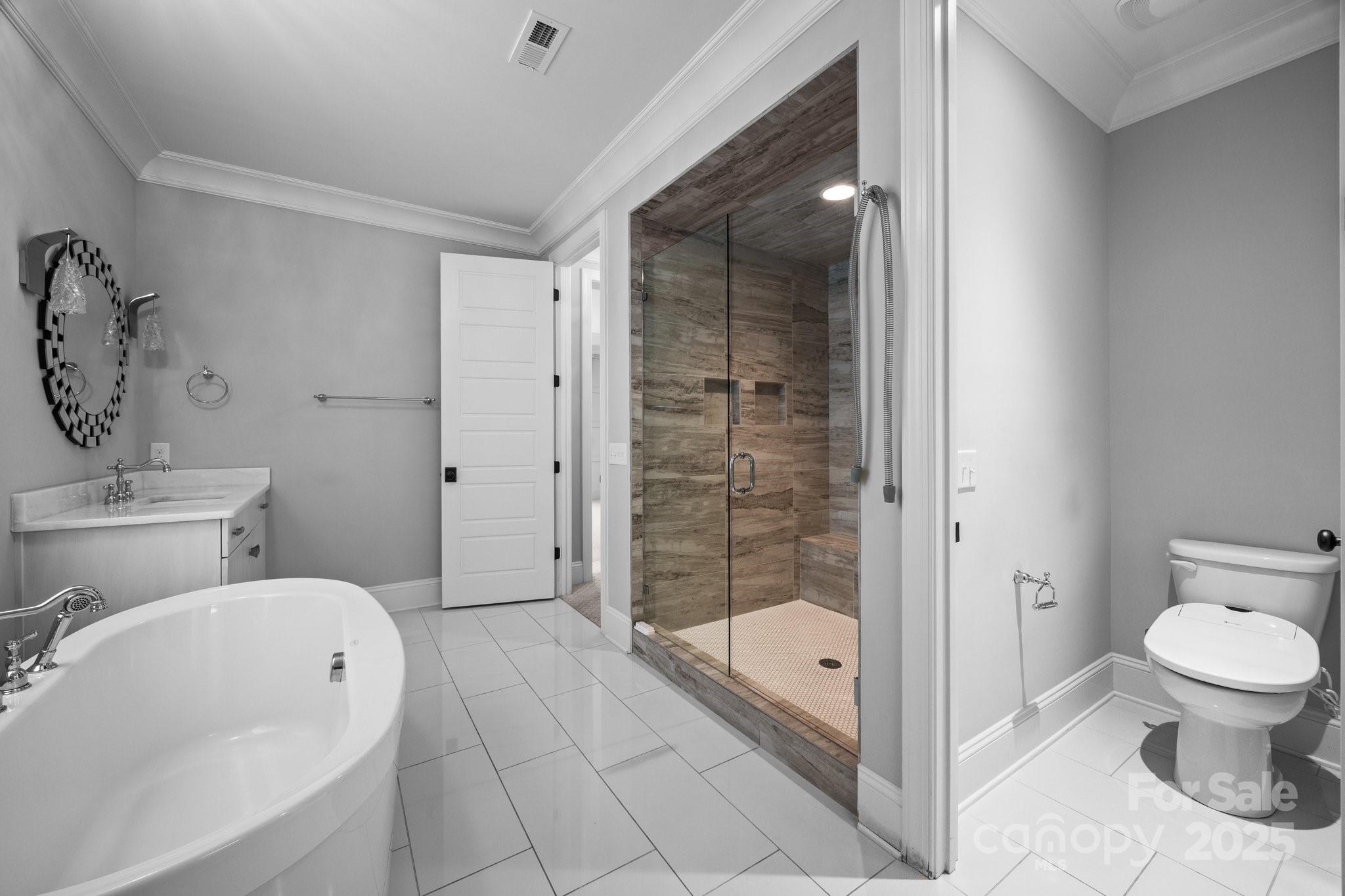 1012 North Sharon Amity Road Charlotte, NC 28211 - Photo 13 of 48 Gallery Image 13