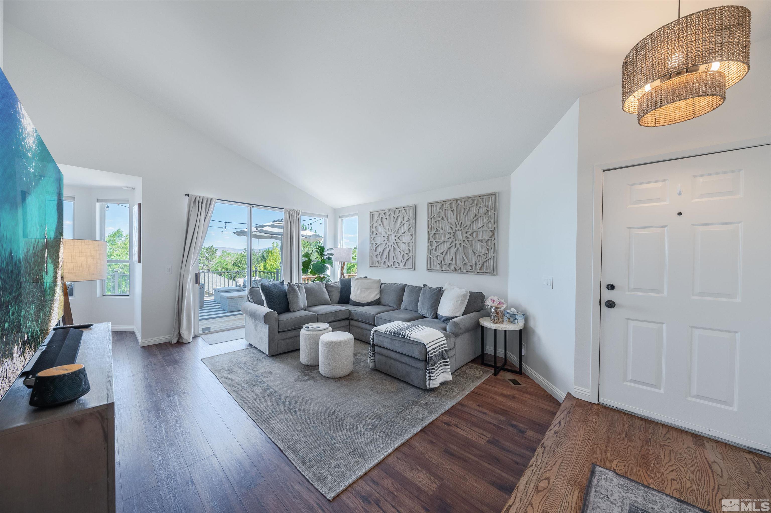 2360 Gold Ridge Drive Reno, NV 89509 - Photo 7 of 37 Photo 7
