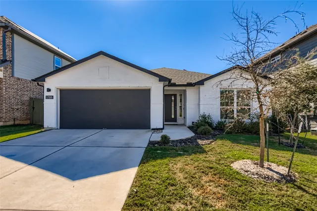 a view of backyard of house