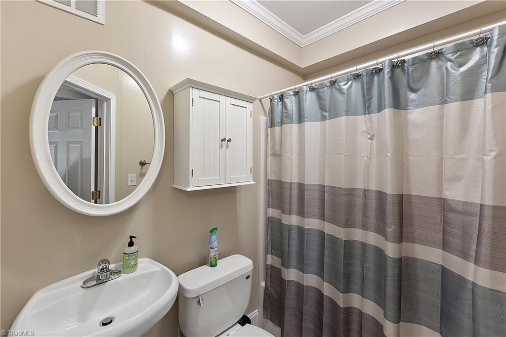 2020 Rossmore Road Clemmons, NC 27012 - Photo 33 of 41 Gallery Image 33
