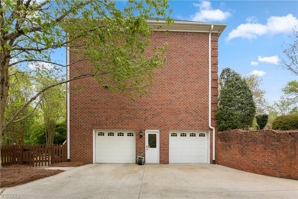 2020 Rossmore Road Clemmons, NC 27012 - Photo 39 of 41 Gallery Image 39