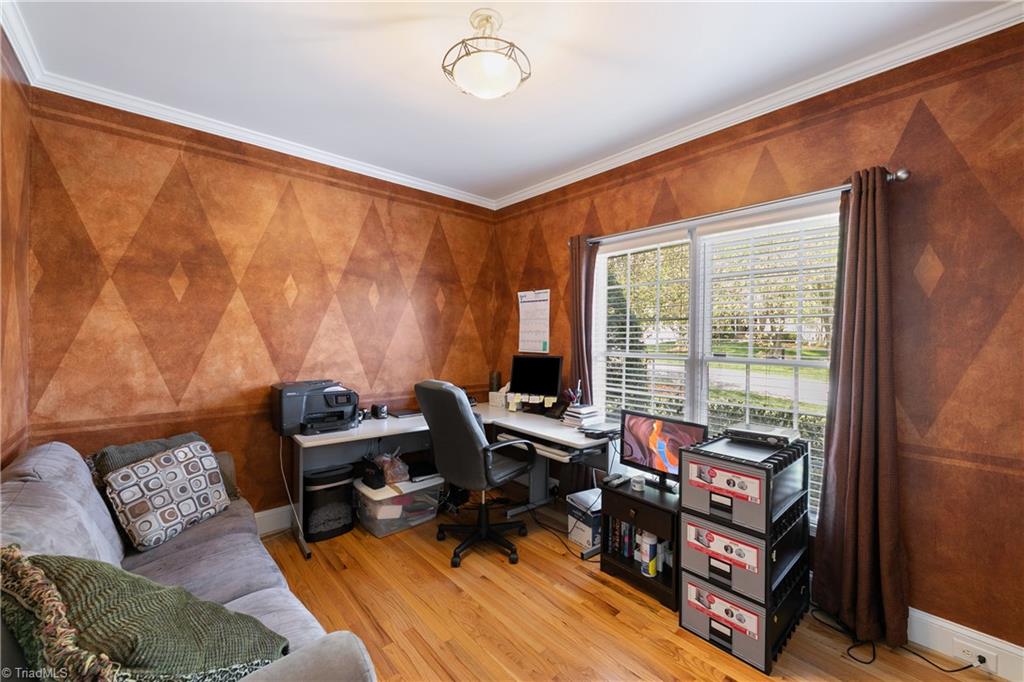 Gallery Image 6