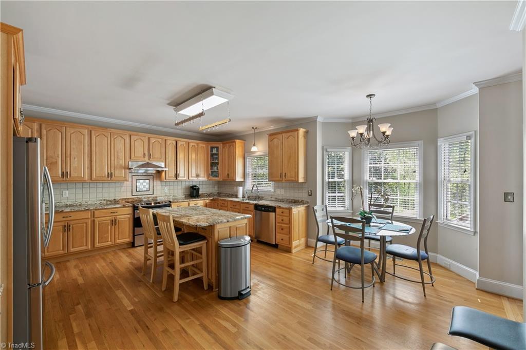 2020 Rossmore Road Clemmons, NC 27012 - Photo 8 of 41 Gallery Image 8