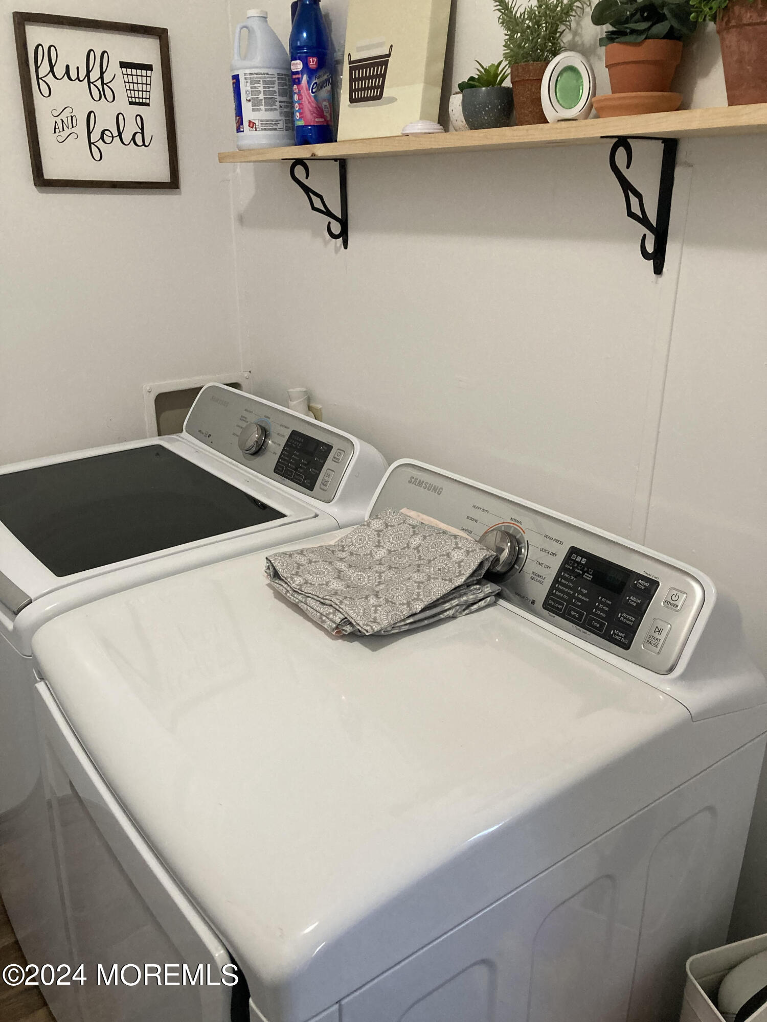 8 Nicholas Boulevard Jackson, NJ 08527 - Photo 17 of 32 Laundry-9