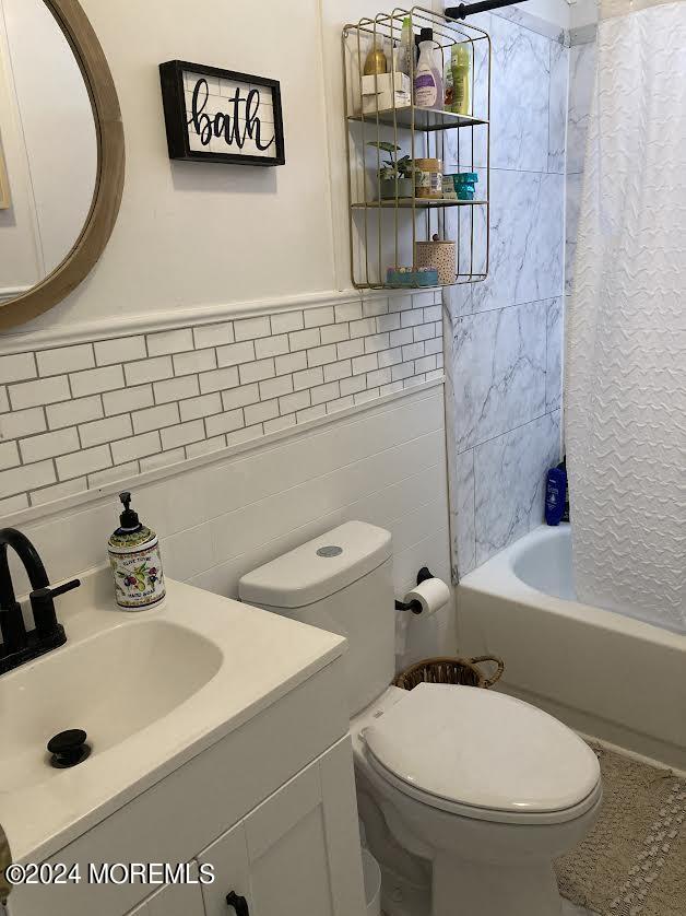 8 Nicholas Boulevard Jackson, NJ 08527 - Photo 25 of 32 Bath.j