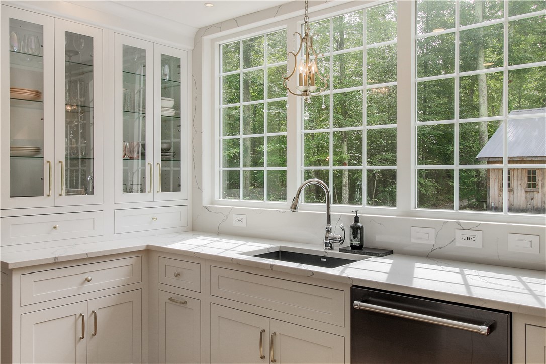 494 Round Top Road Burrillville, RI 02830 - Photo 20 of 50