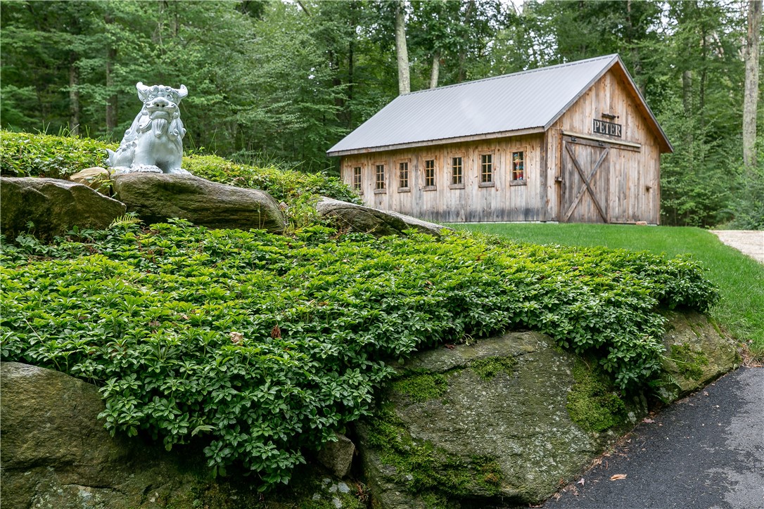 494 Round Top Road Burrillville, RI 02830 - Photo 6 of 50