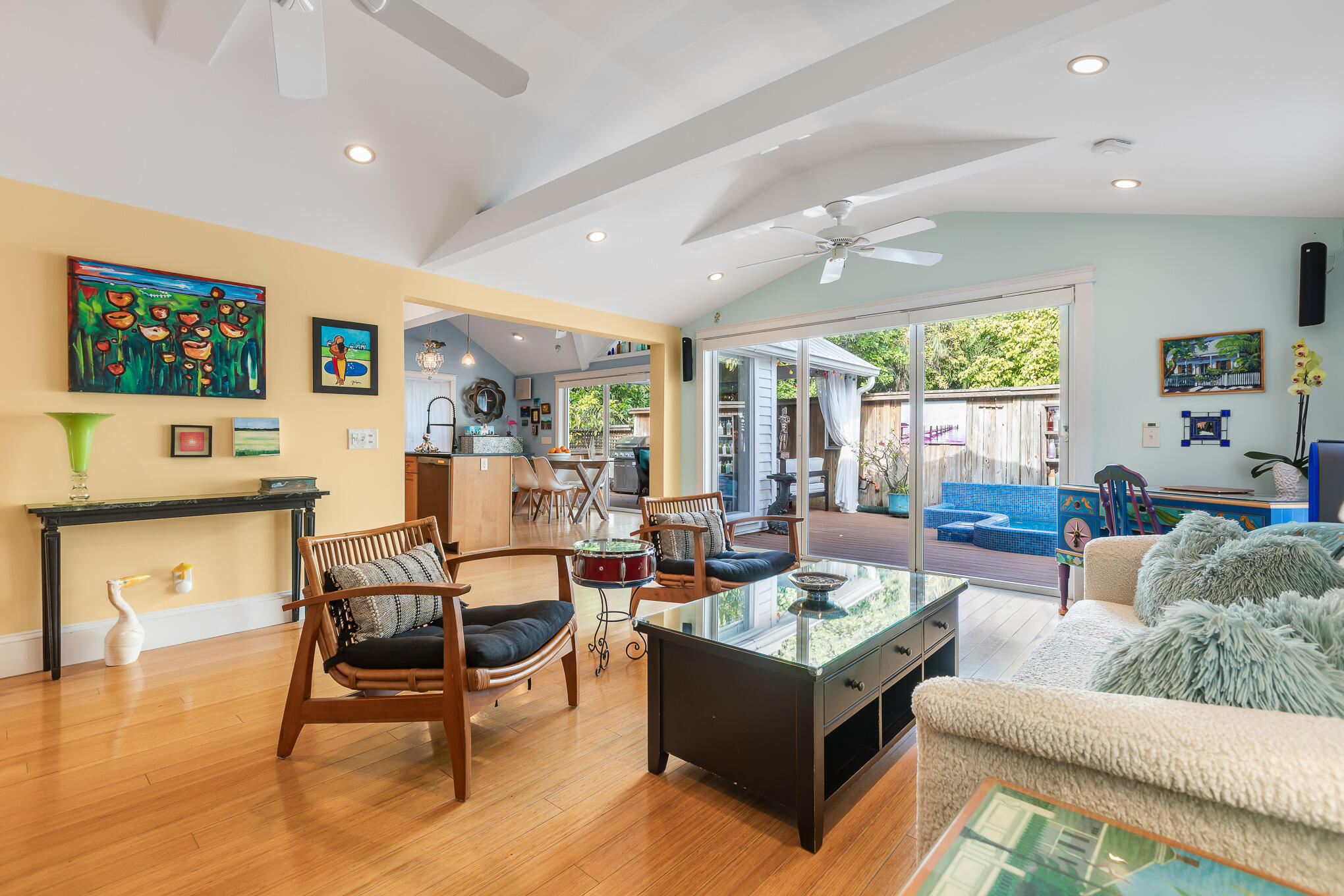 531 Frances Street Key West, FL 33040 - Photo 13 of 26 531 FRANCES ST WEB-16