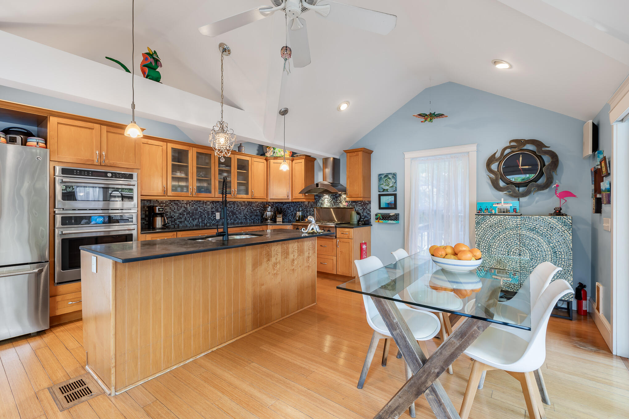 531 Frances Street Key West, FL 33040 - Photo 15 of 26 531 FRANCES ST WEB-18