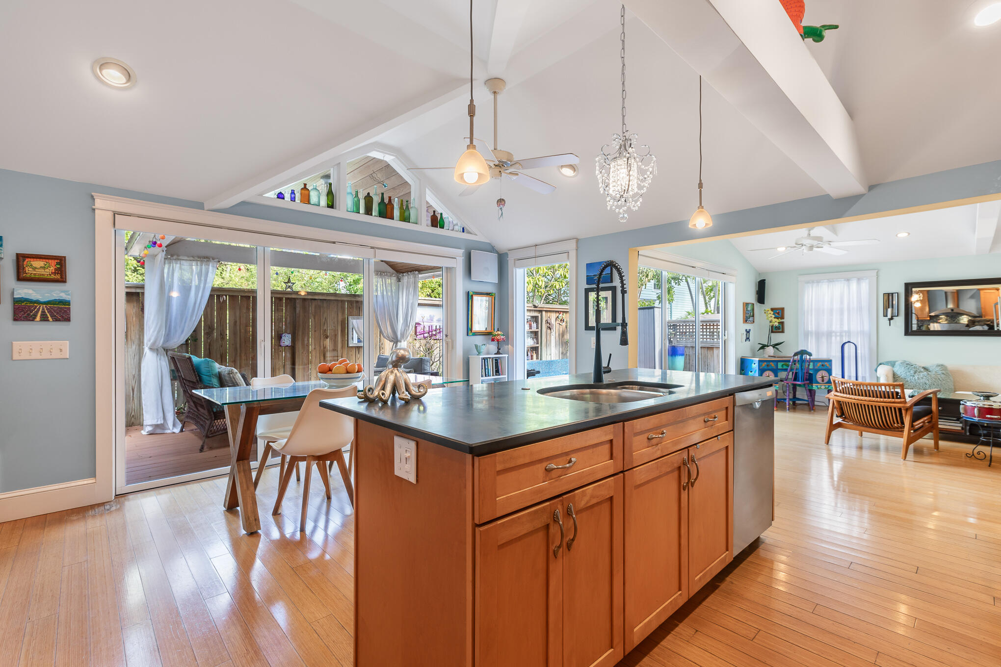 531 Frances Street Key West, FL 33040 - Photo 17 of 26 531 FRANCES ST WEB-19