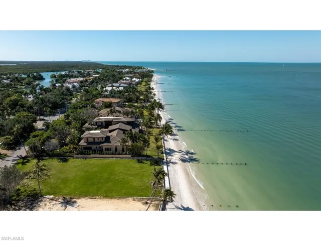$25,000,000 | 3950 Gordon Drive, Naples, FL 34102