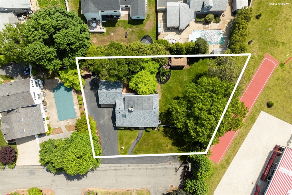 4 Farmland Road Saugus, MA 01906 - Photo 3 of 42 Gallery Image 3