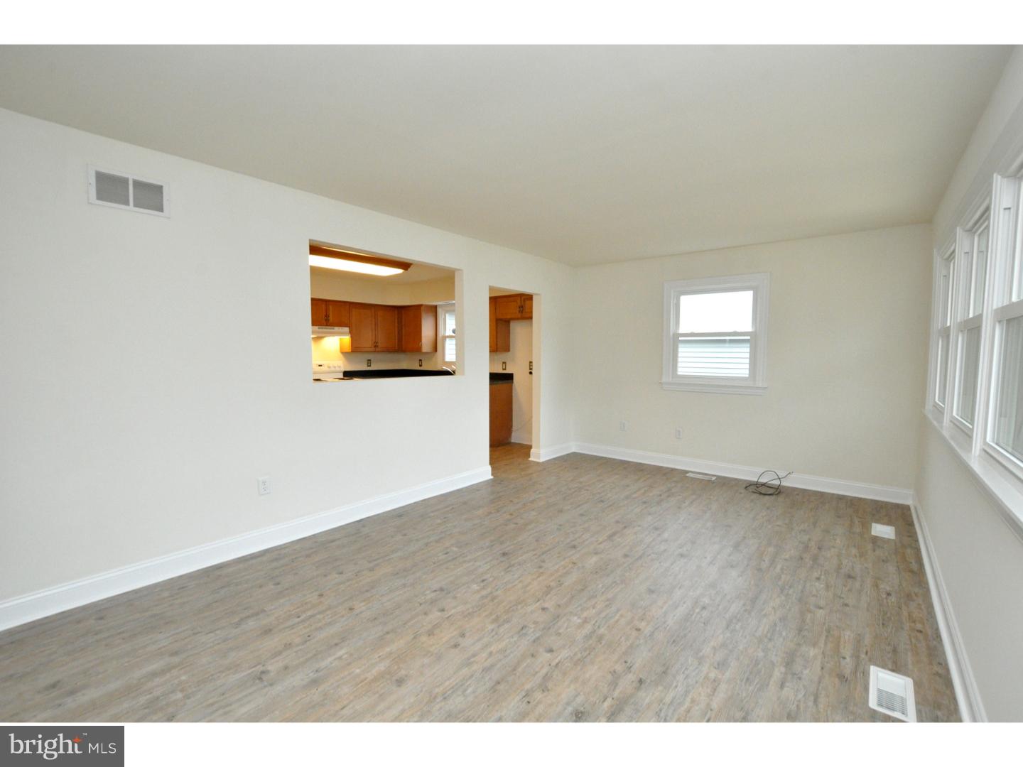 404 Acorn Road Mount Laurel, NJ 08054 - Photo 8 of 25 Gallery Image 8