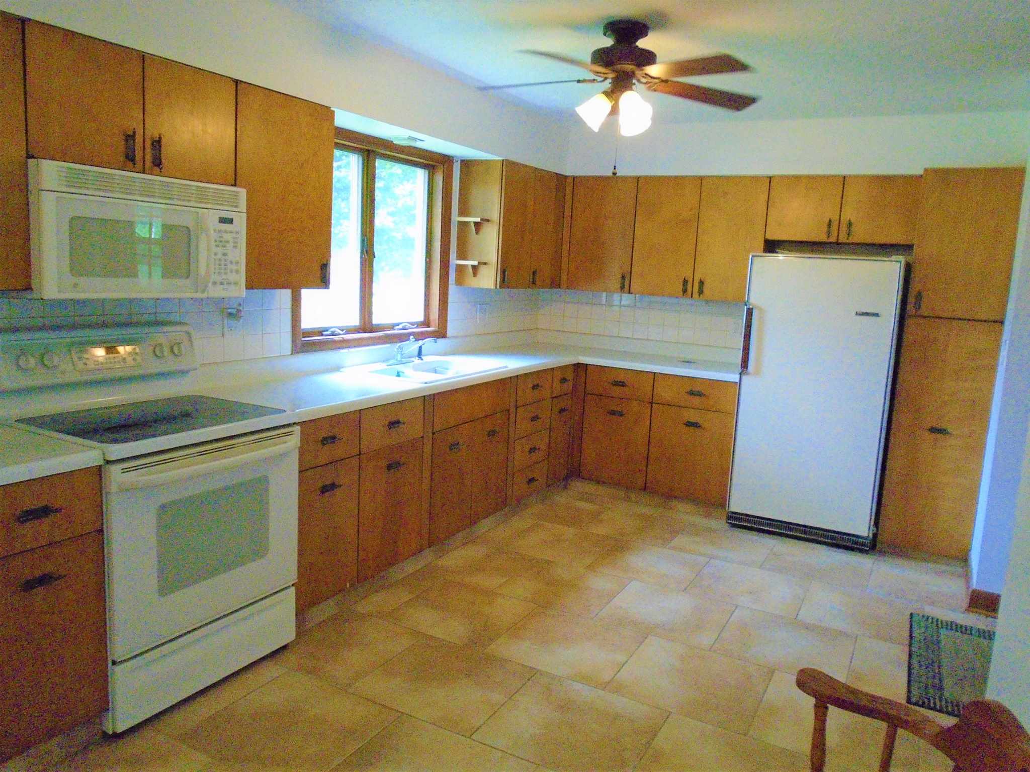 8020 New Liberty Road Walcott, IA 52773 - Photo 3 of 18 Gallery Image 3