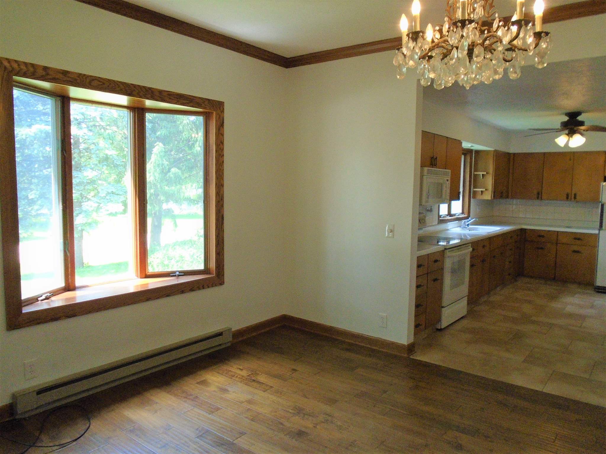 8020 New Liberty Road Walcott, IA 52773 - Photo 4 of 18 Gallery Image 4