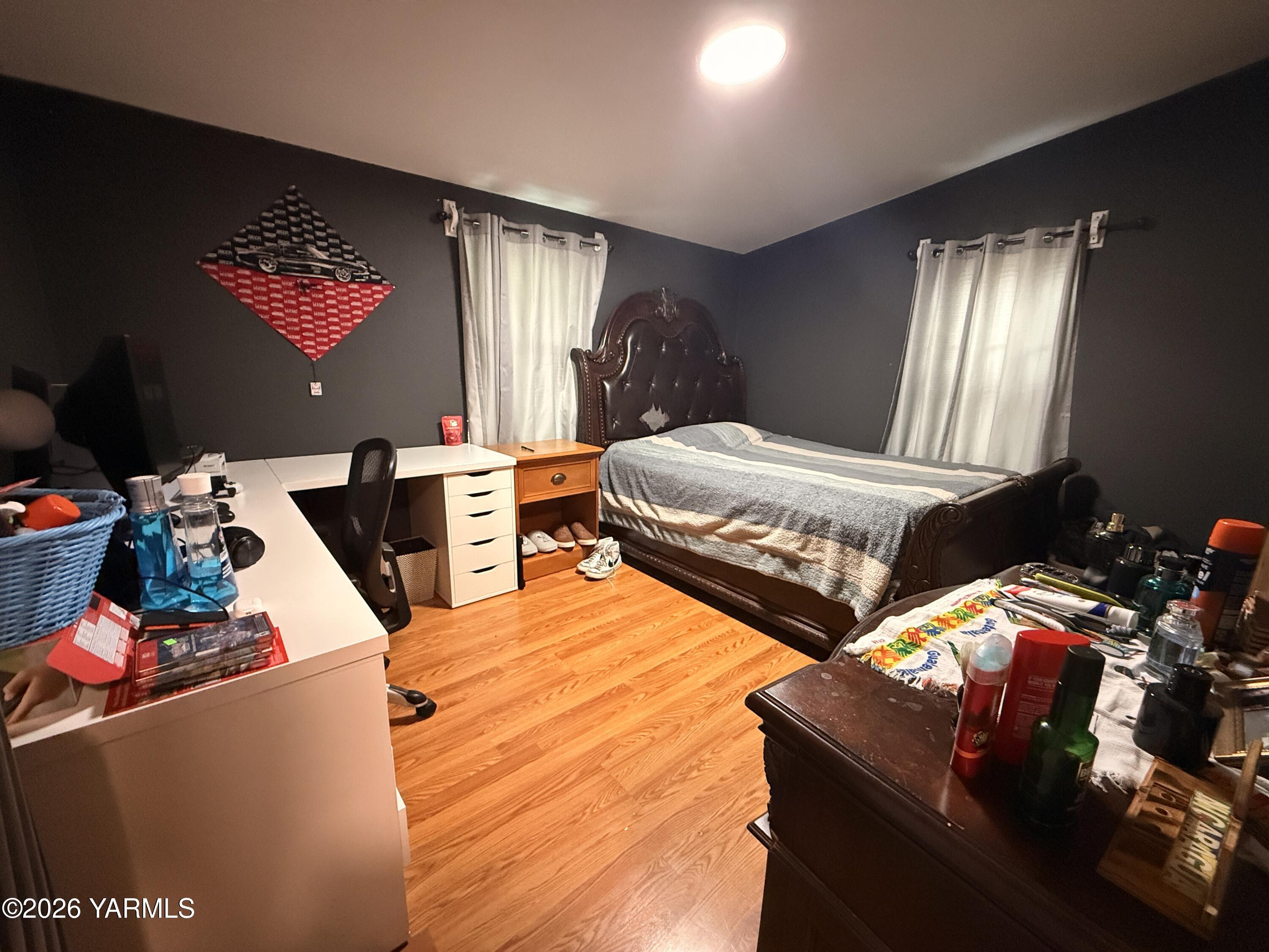 1051 County Line Mabton, WA 98935 - Photo 11 of 22 a bedroom with bed and window