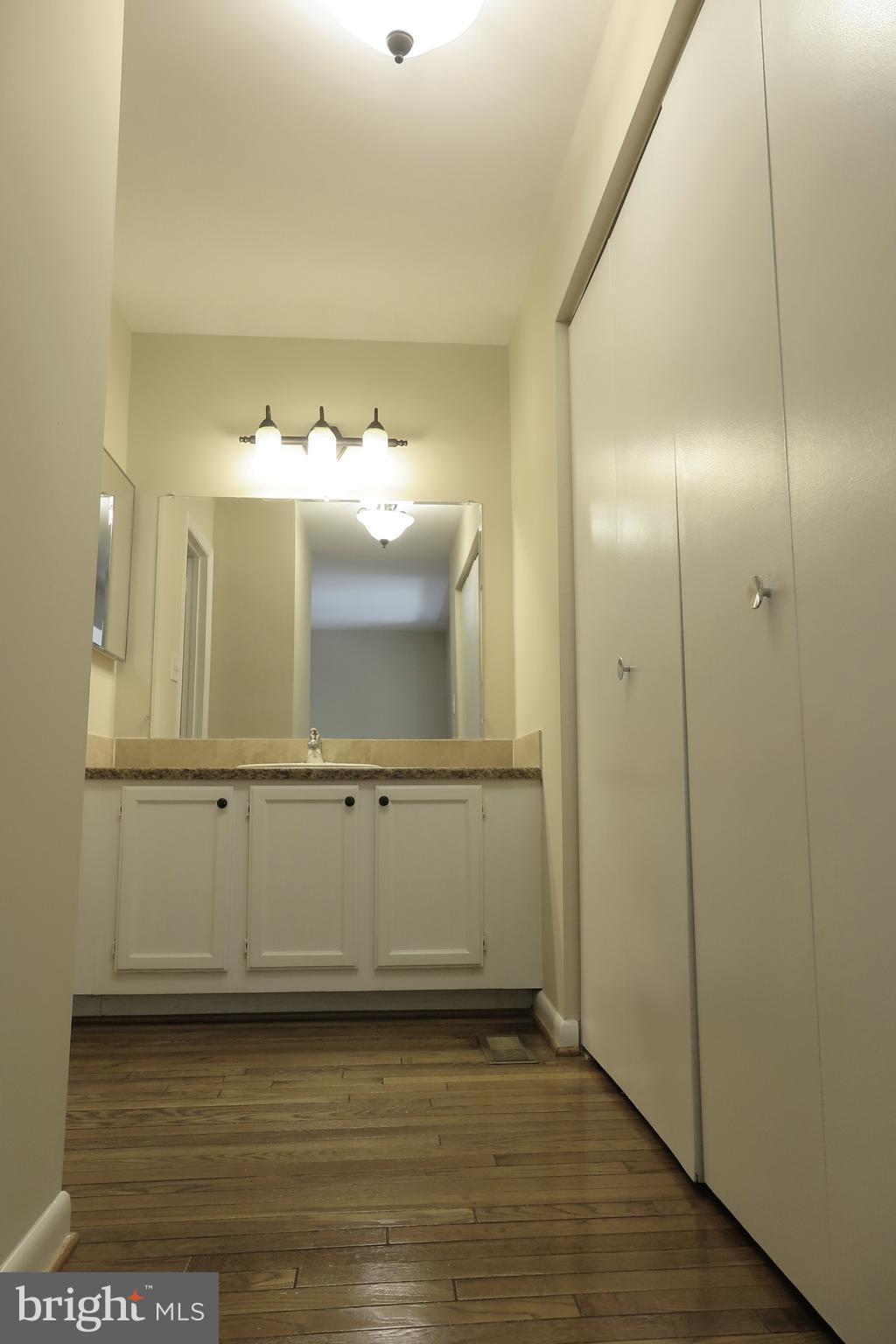 2036 Golf Course Drive Reston, VA 20191 - Photo 14 of 30 Bath (Master)